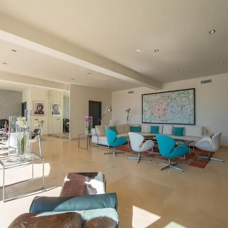 Luxueuse Villa, Splendide Vue Mer Golfe Saint-tropez Villa *